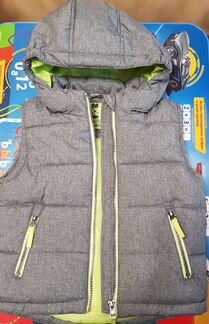 Тёплая жилетка 98р