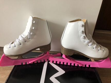 Коньки фигурные