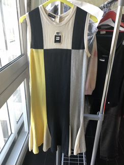 Платье Chanel оригинал 38