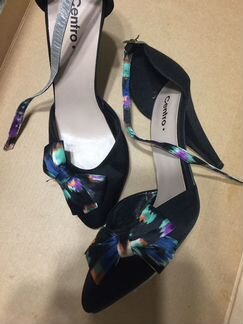 Босоножки атласные новые