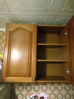 Деревянная навесная полка