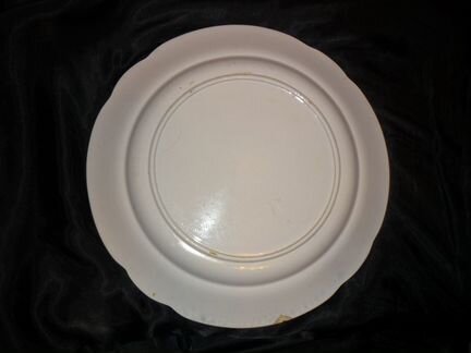 Блюдо круглое ие Кузнецов в Волхове 1913-1918г