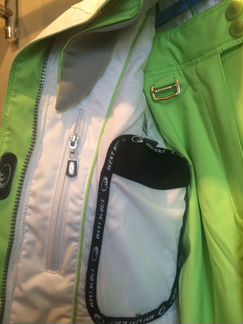 Костюм горнолыжный женский