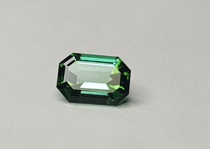 19Т. Турмалин. Нигерия.0.7 кт