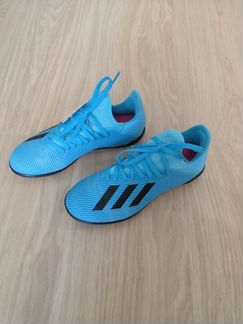 Бутсы футбольные Adidas (сороконожки) р. 36