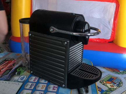 Капсульная кофемашина nespresso