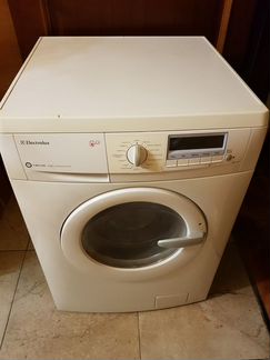 Стиральная машина Electrolux EWF 1249