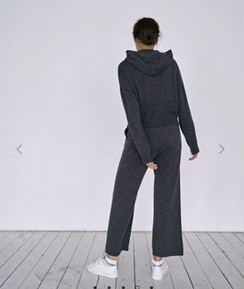 Новый трикотажный костюм в спорт. стиле iamstudio