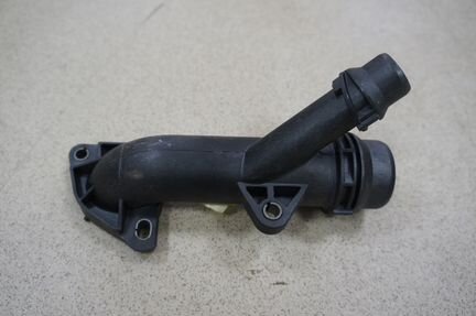 BMW Фланец охлаждение № F26639