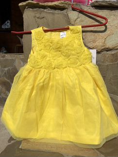 Carters новое платье 9м