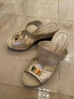 Босоножки Santini