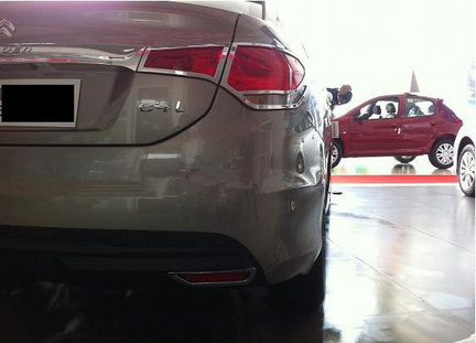 Хромированные накладки на фары Citroen C4
