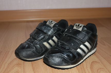 Кроссовки Adidas р.26