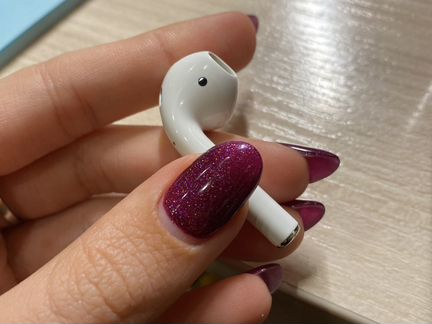 Airpods 1 наушник правый
