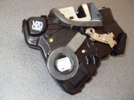 Продам электрозамок правой передней двери