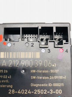 Блок комфорта двери задний Mercedes w212-w204
