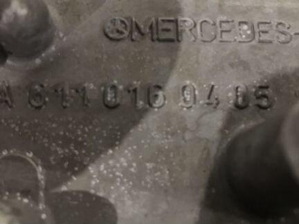 A6110160405 крышка клапанов Mercedes cdi