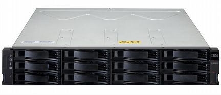 Систему хранения IBM DS3512 и расширение EXP3512