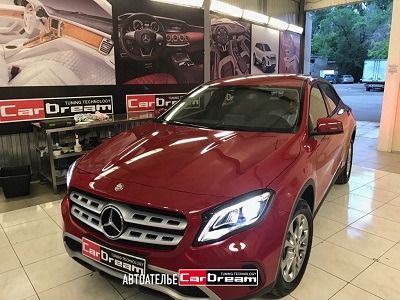 Кожаные сиденья салон Mercedes-Benz GLA