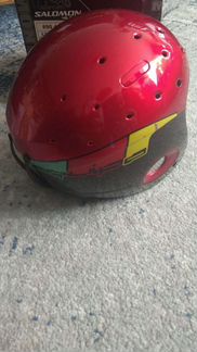 Горнолыжный шлем