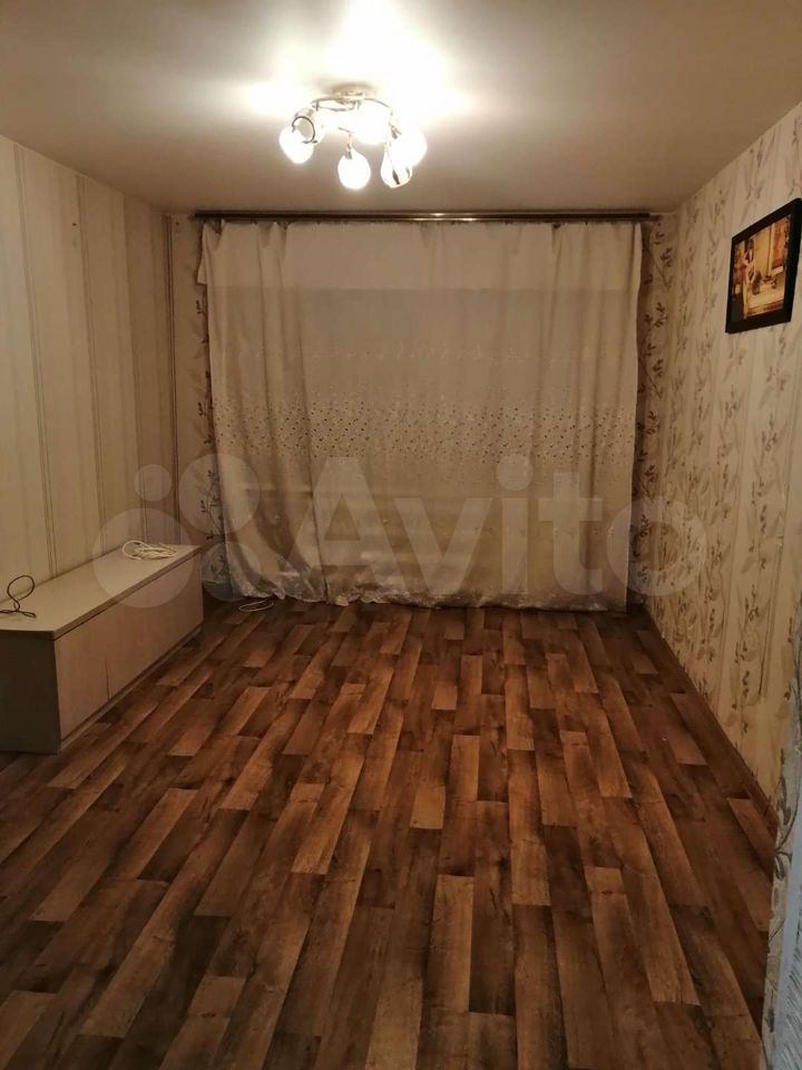 2-к квартира, 38 м², 1/5 эт.