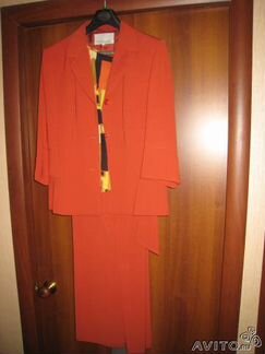 Костюм тройка