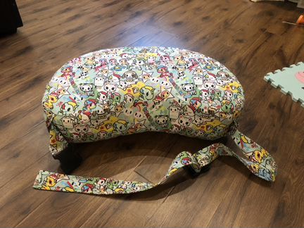 Bebe au Lait Подушка для кормления Tokidoki