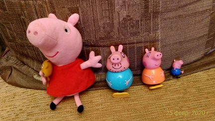 Рюкзачок Свинка Пеппа и семейка Пеппа,цена за всё