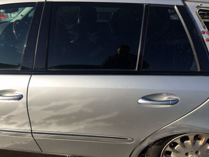 Дверь задняя Mercedes W211 S211 левая