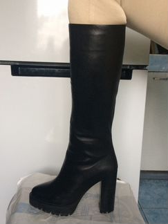 Новые люксовые сапоги бренда Basconi