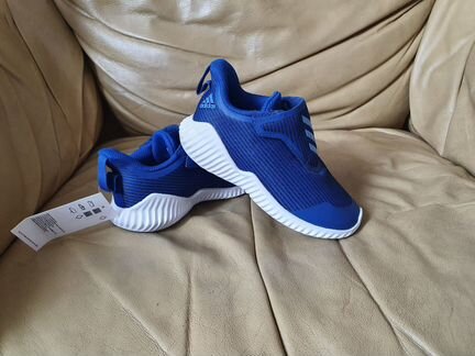Кроссовки Adidas новые детские 27 р
