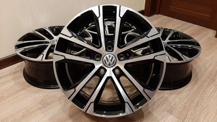 Оригинальные диски Volkswagen Golf R17 Польша