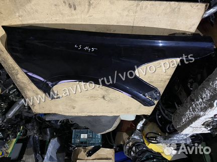 Крыло переднее Правое Черное Volvo C30 2010-2014