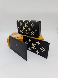 Клатч Louis Vuitton