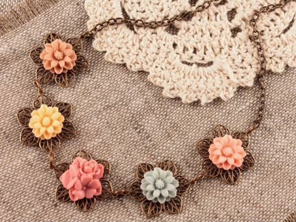 Колье Винтажные цветы