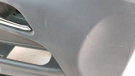 Обшивка двери передняя левая Opel Astra H 2004
