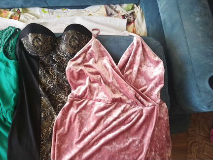 Платья, можно пакетом