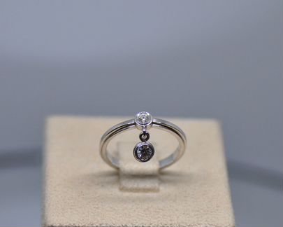 Кольцо с бриллиантами