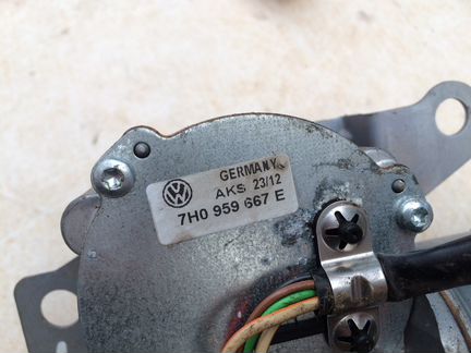 Мотор привода сдвижной двери VW T5, T5 GP