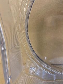 Стекло фары Land Rover Discovery 4