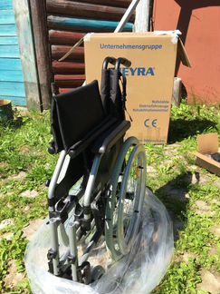 Кресло-коляска инвалидная meyrabudget premium 43см