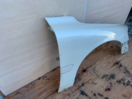 Крыло переднее правое Volvo S60 2004