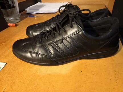 Кожаные кроссовки 43 раз