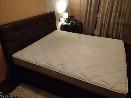 Кровать двухспальная 180 200