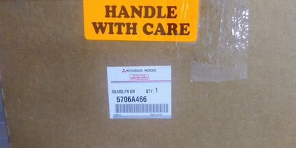 Стекло двери переднее прав.Mitsubishi ASX.Оригинал