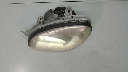 Фара (передняя) левая Hyundai Santa Fe, 2000