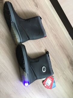 Сапоги резиновые утеплённые со светодиодами (мигаю