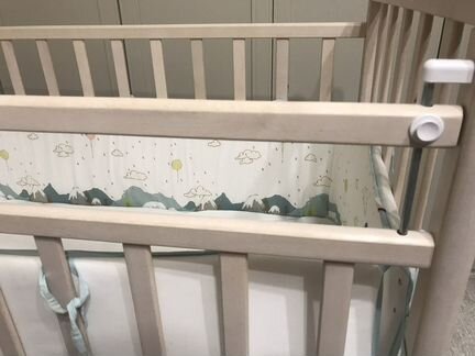 Кровать детская с матрасом