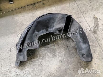 Подкрылок задний правый Мерседес w204