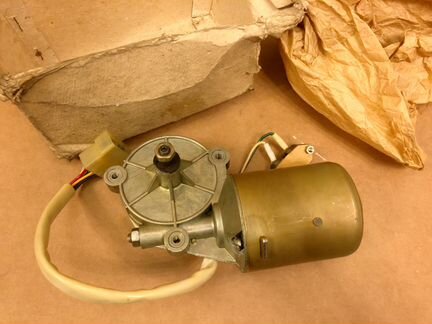 Двигатель стеклоочистителя ваз 2108 СССР Новый